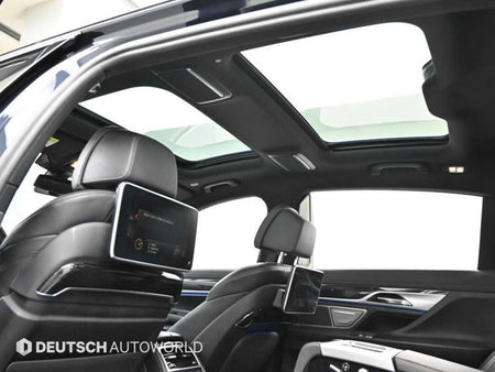 BMW 7-Series — photo 18
