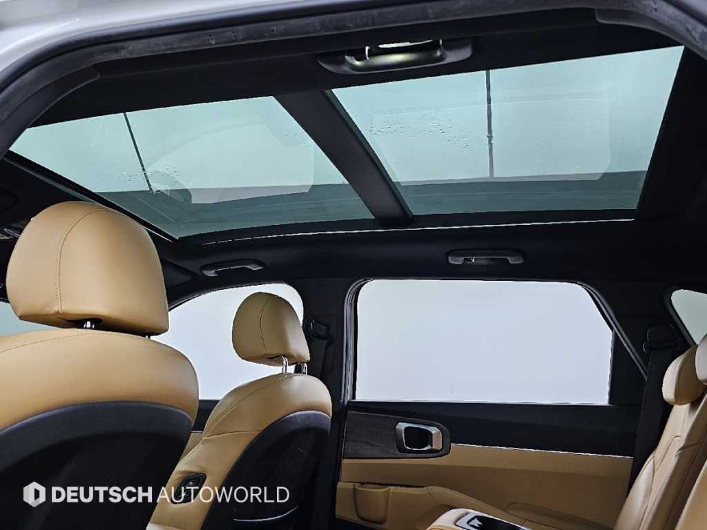 Kia Sorento — photo 18