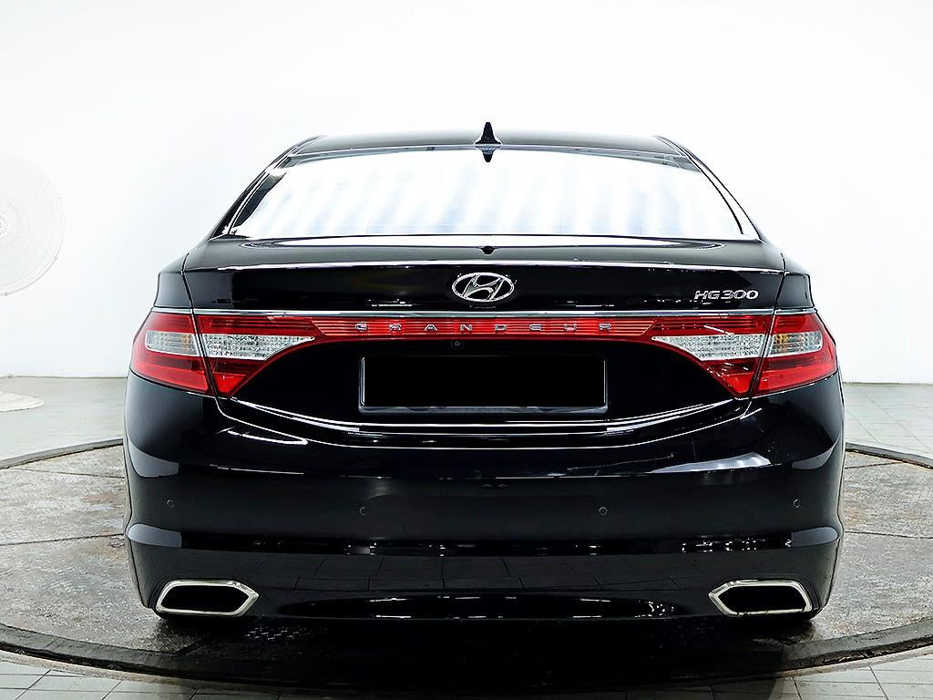 Hyundai Grandeur — photo 03