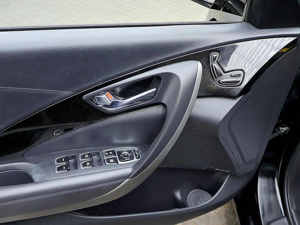 Hyundai Grandeur — photo 13