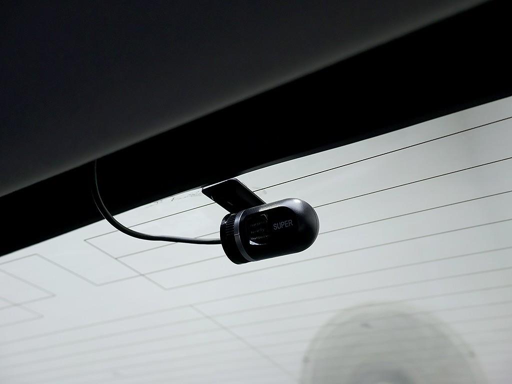 Hyundai Grandeur — photo 17