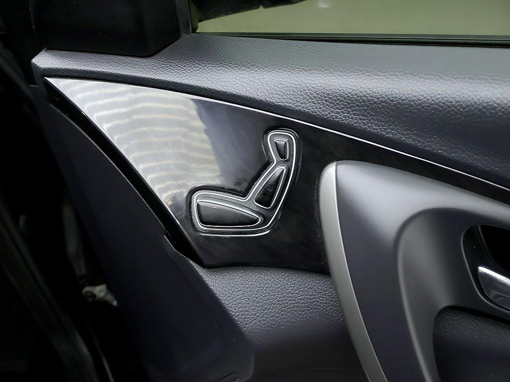Hyundai Grandeur — photo 18