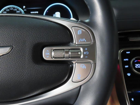 Genesis GV80 — photo 11