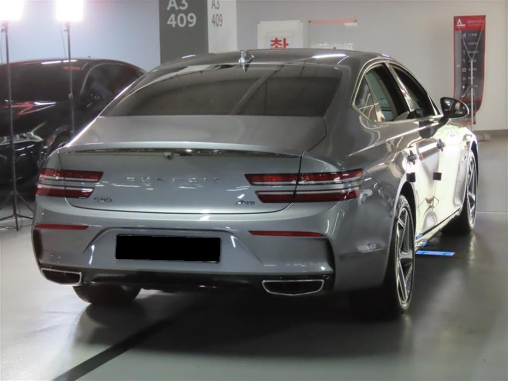 Genesis G80 — photo 03