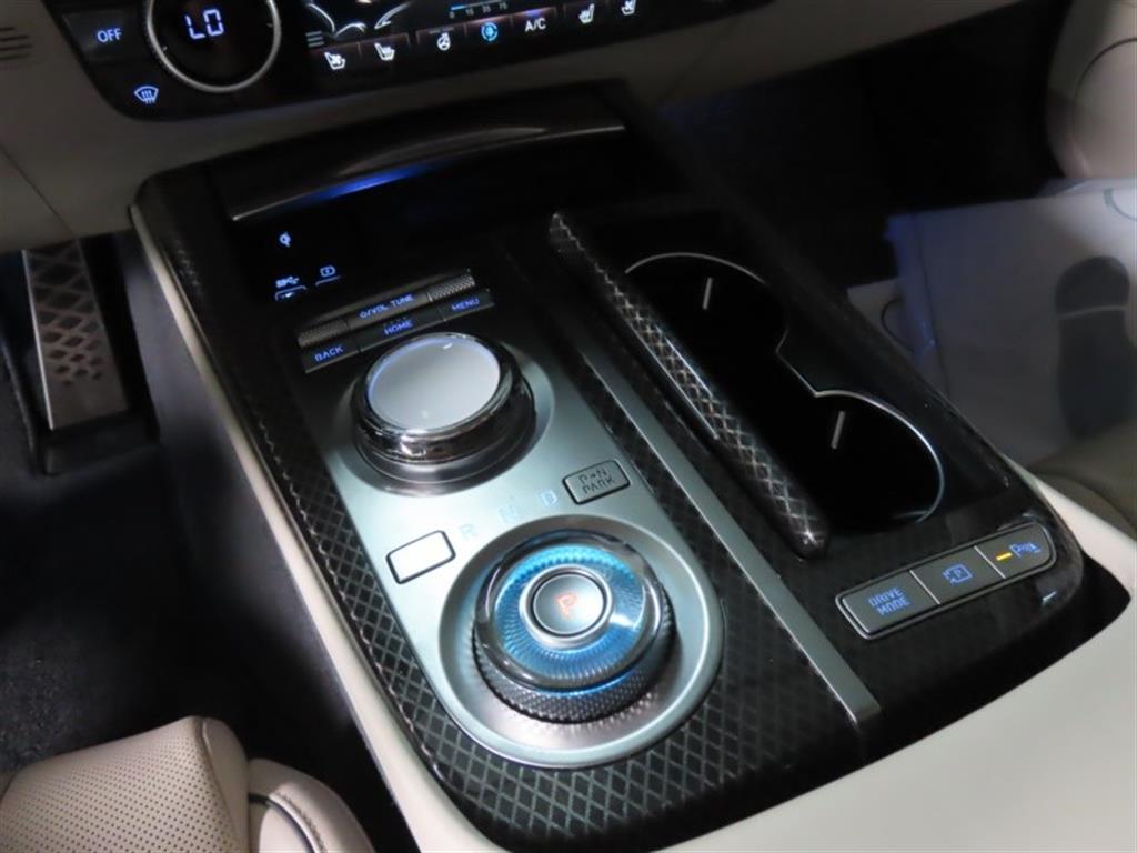 Genesis G80 — photo 06