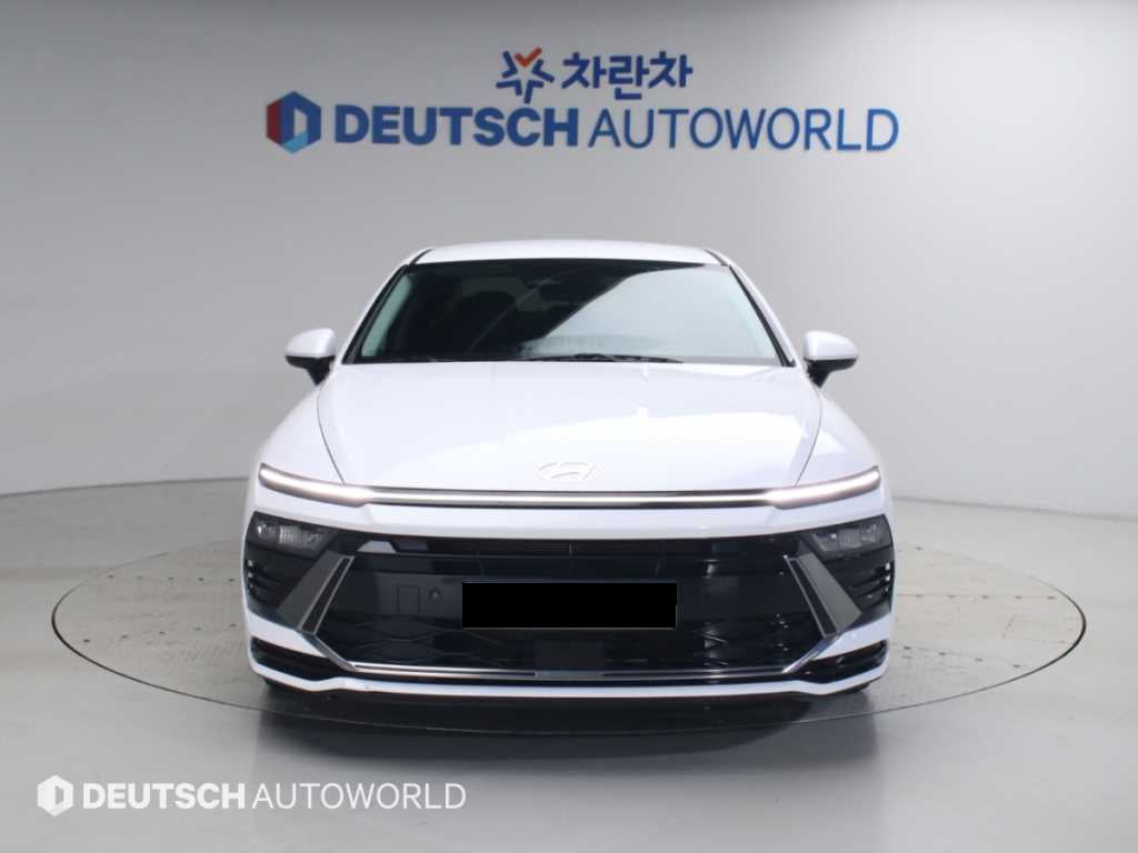 Hyundai Sonata — photo 03