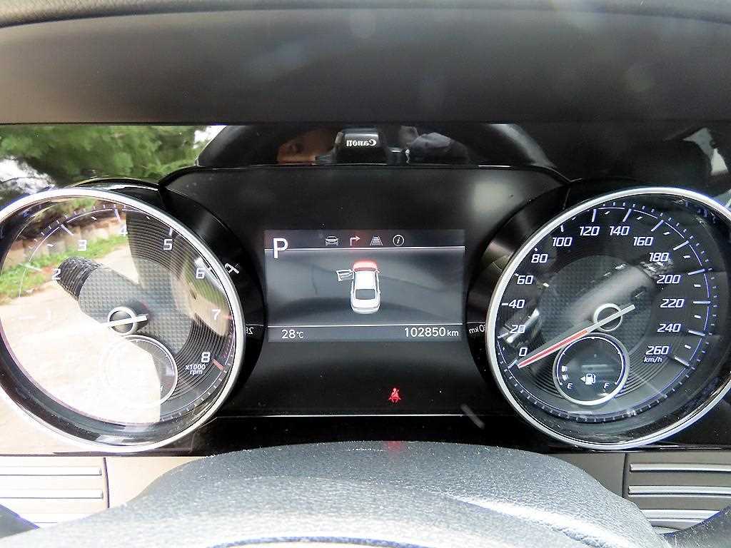 Hyundai Grandeur — photo 09