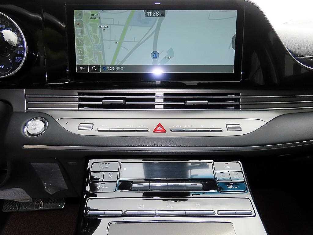 Hyundai Grandeur — photo 13