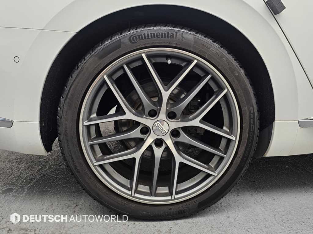 Volkswagen Arteon — photo 05