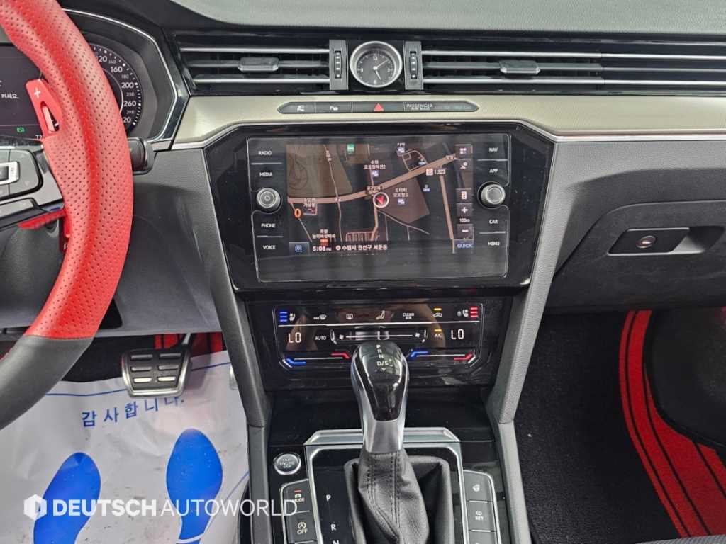 Volkswagen Arteon — photo 14