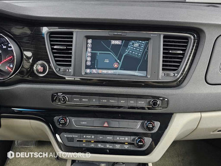 Kia Carnival — photo 14