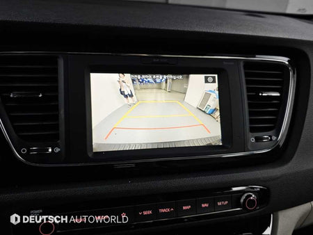 Kia Carnival — photo 15