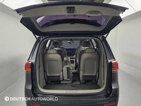 Kia Carnival — photo 19
