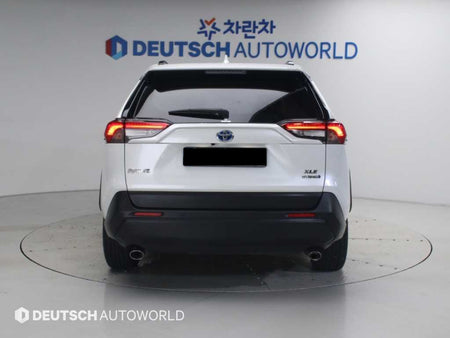 Toyota RAV4 — photo 04