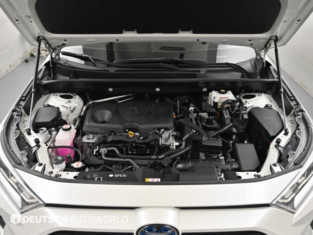 Toyota RAV4 — photo 06