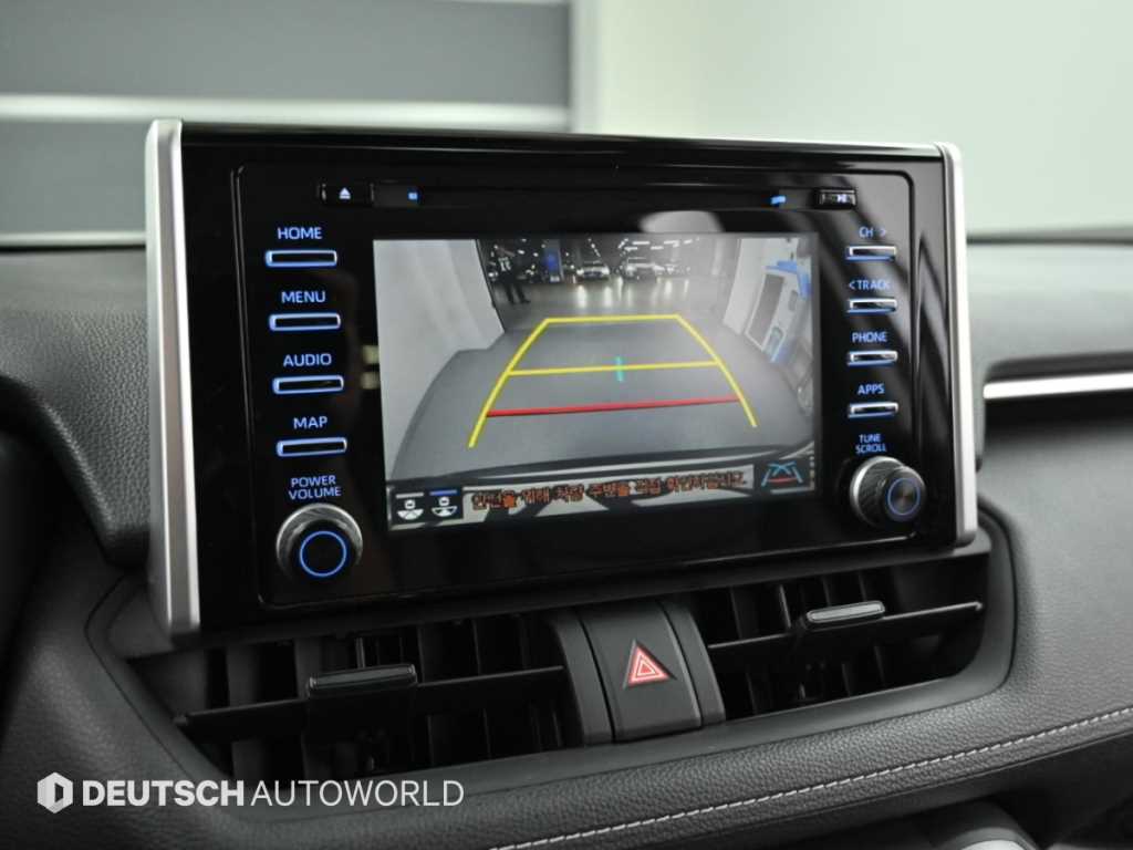 Toyota RAV4 — photo 15