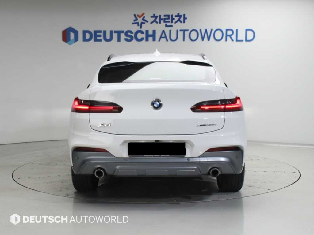BMW X4 — photo 04