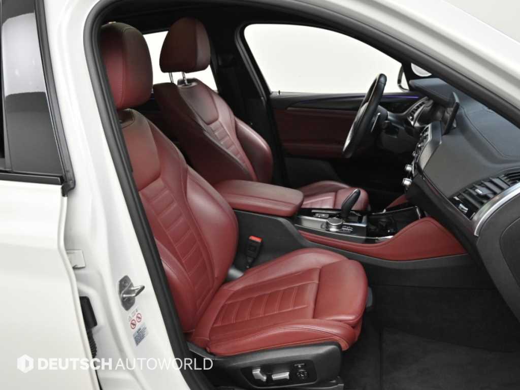 BMW X4 — photo 10