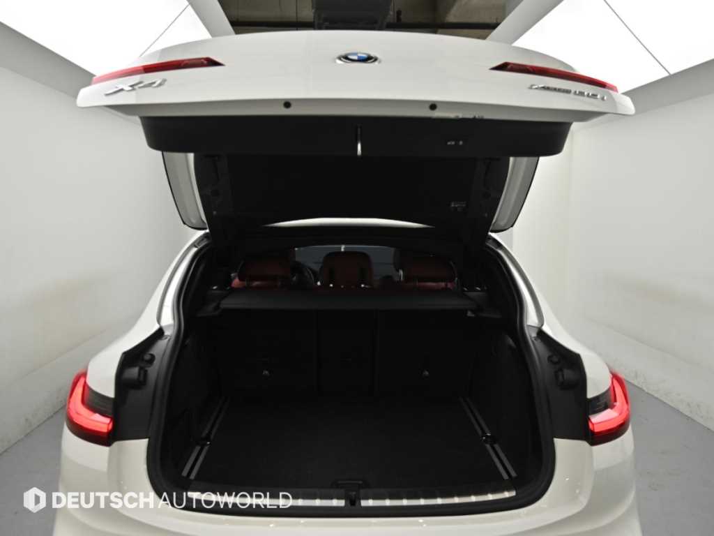 BMW X4 — photo 19