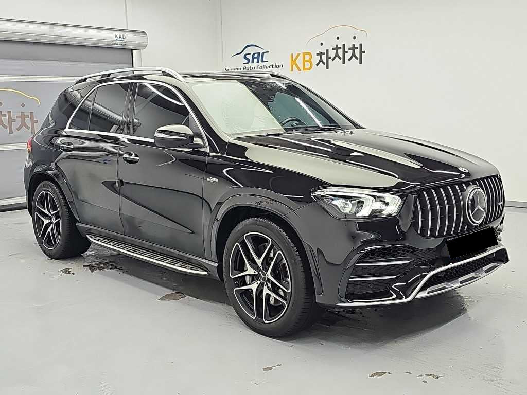 Mercedes-Benz GLE-Class — photo 04
