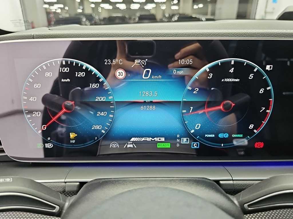 Mercedes-Benz GLE-Class — photo 06