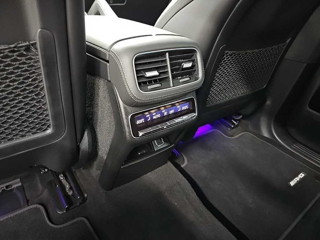 Mercedes-Benz GLE-Class — photo 14