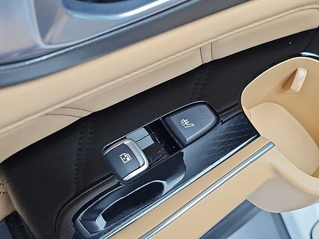 Kia Sorento — photo 14