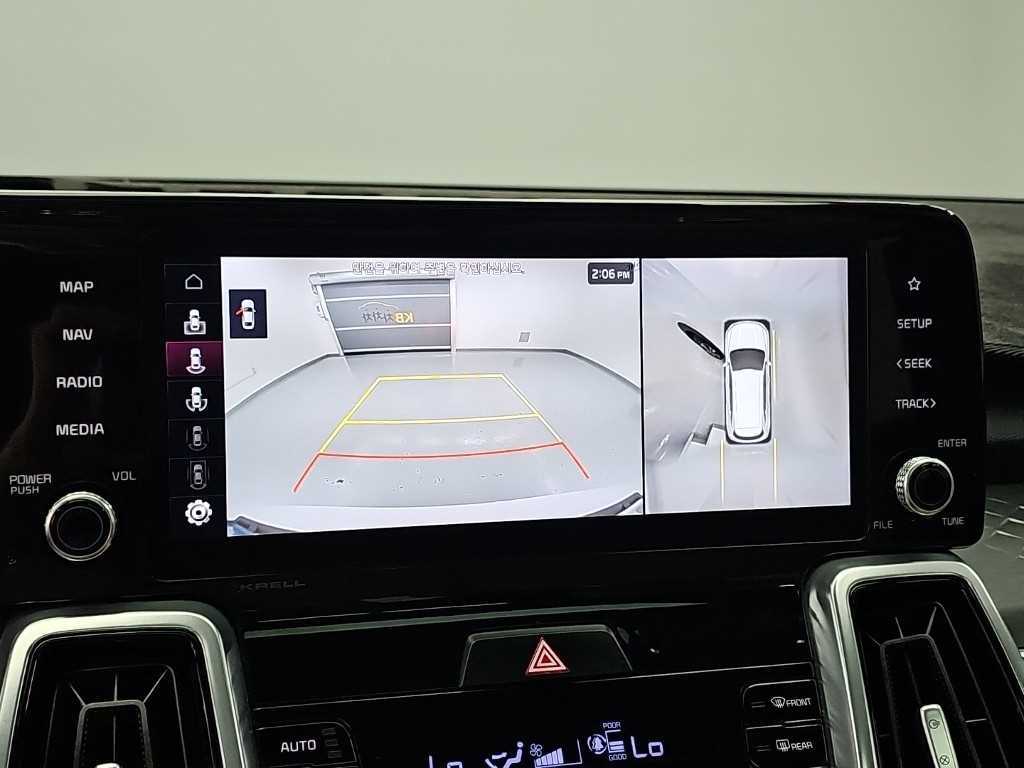 Kia Sorento — photo 17
