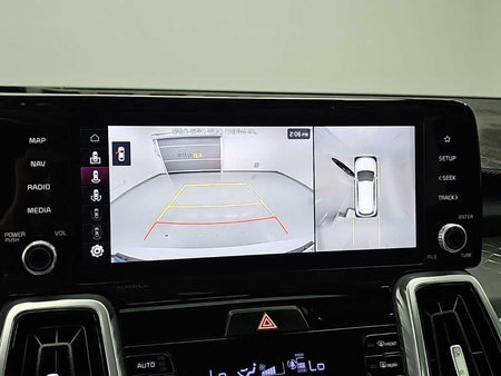 Kia Sorento — photo 17