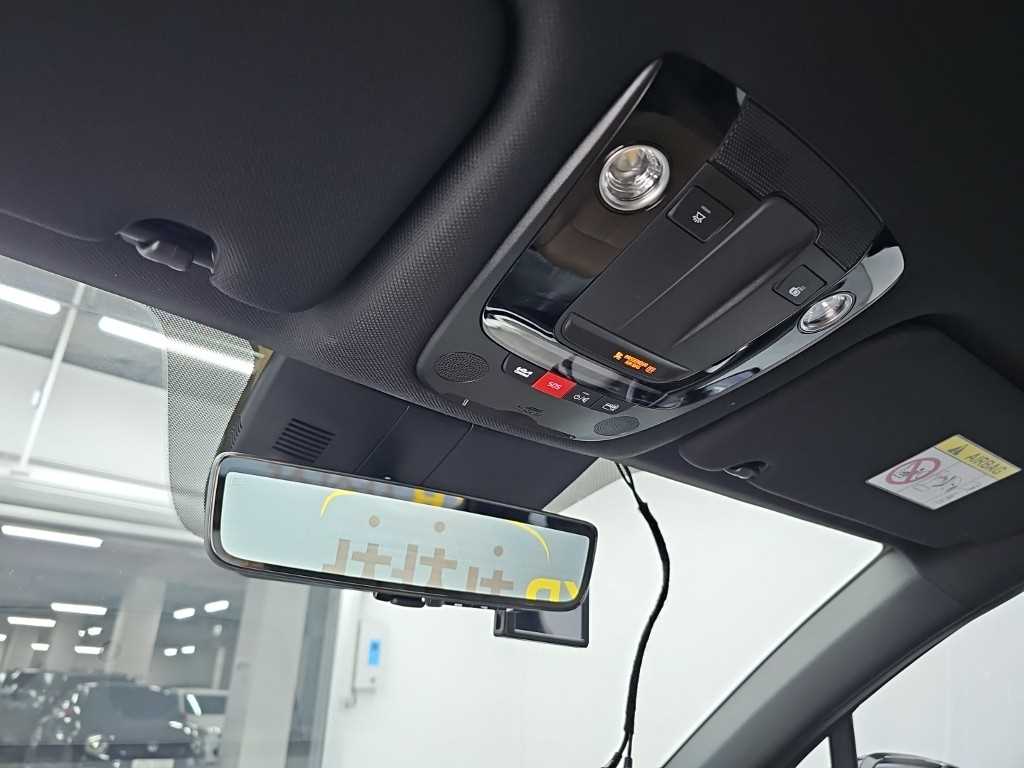 Kia Sorento — photo 17
