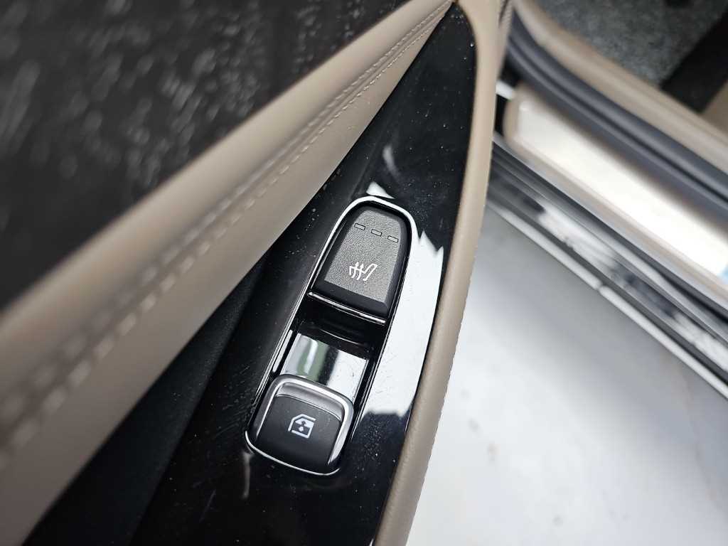 Kia K8 — photo 13