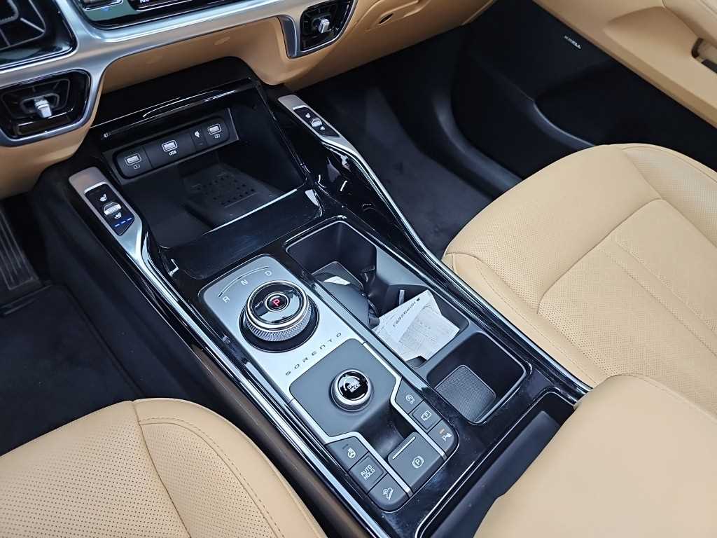 Kia Sorento — photo 08