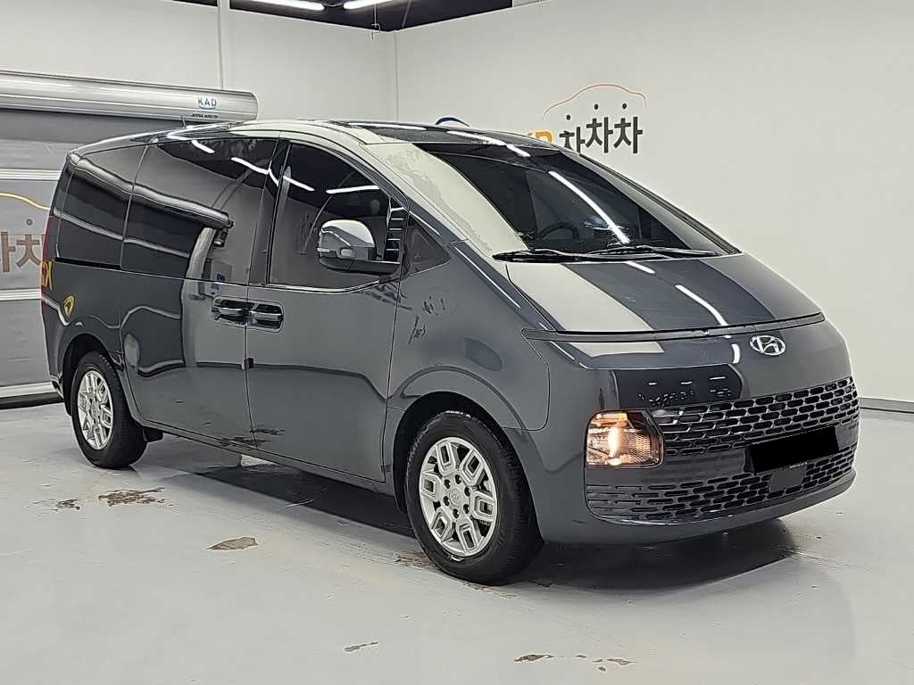 Hyundai Staria — photo 04