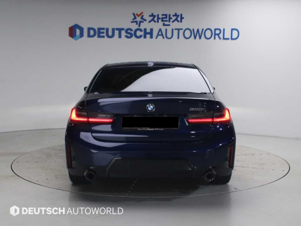 BMW 3-Series — photo 04
