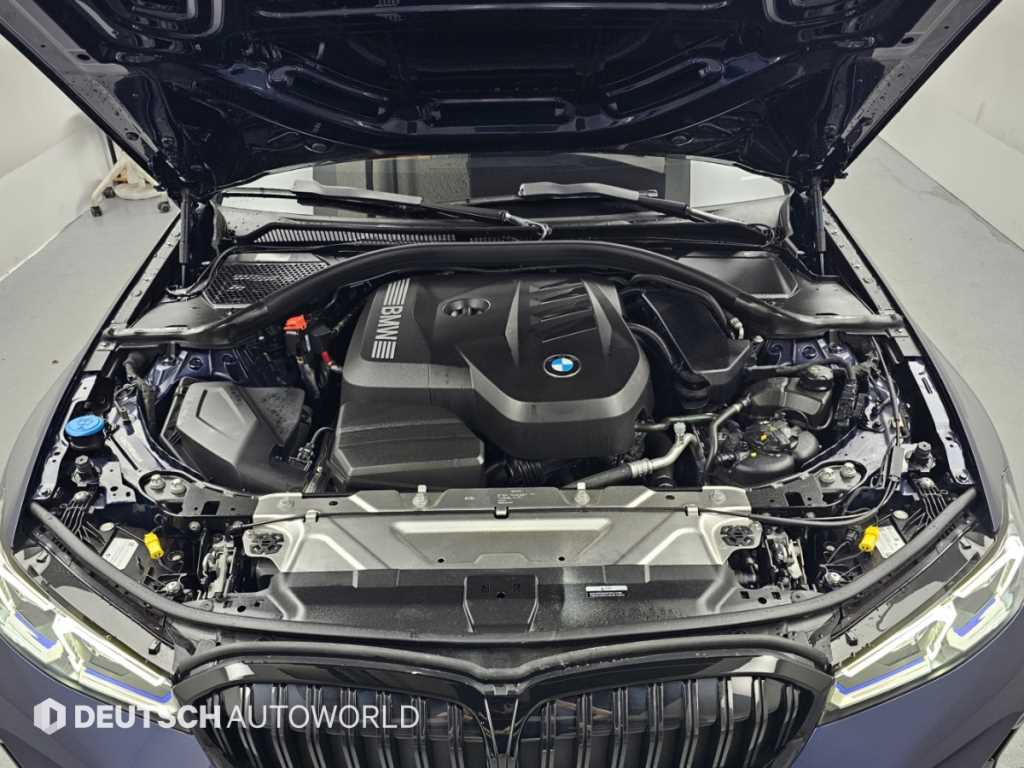 BMW 3-Series — photo 06
