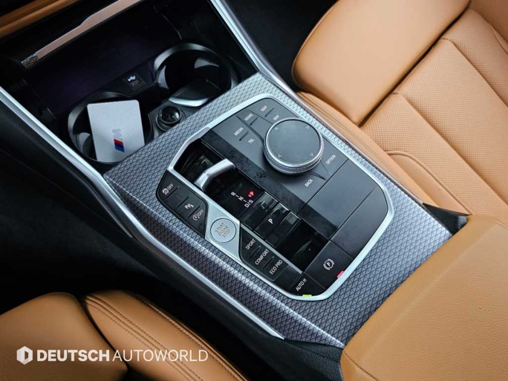 BMW 3-Series — photo 09
