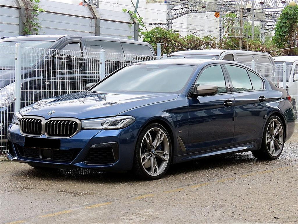 BMW 5-Series — photo 02