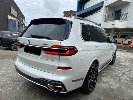 BMW X7 — photo 03