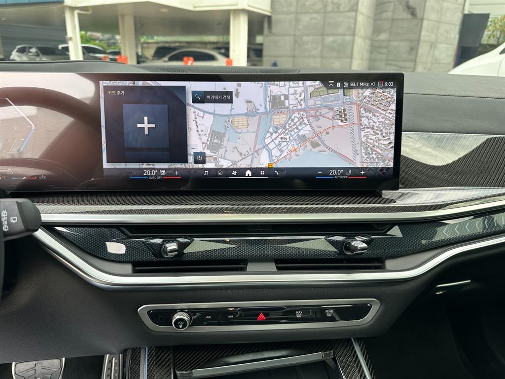 BMW X7 — photo 15