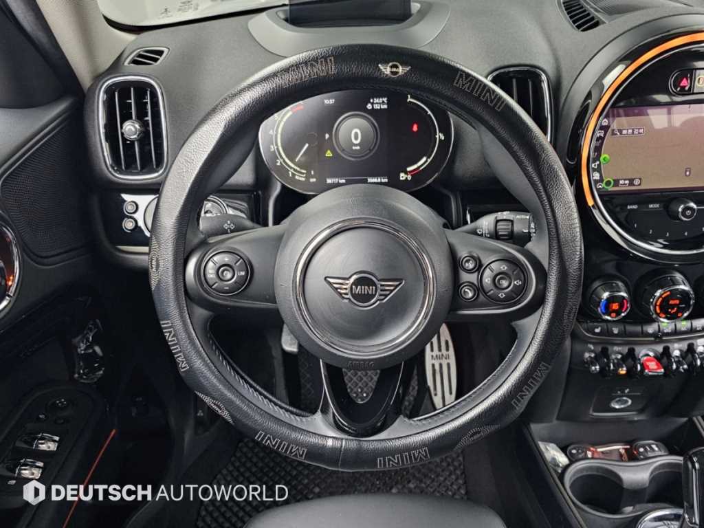 Mini Countryman — photo 14