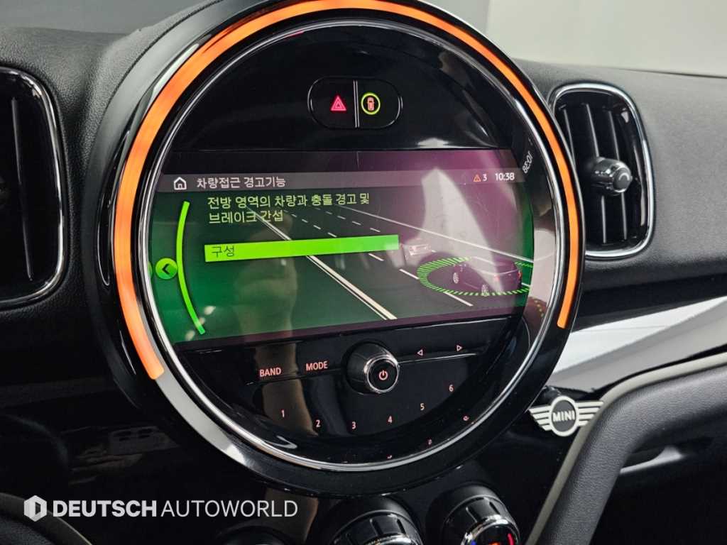 Mini Countryman — photo 18