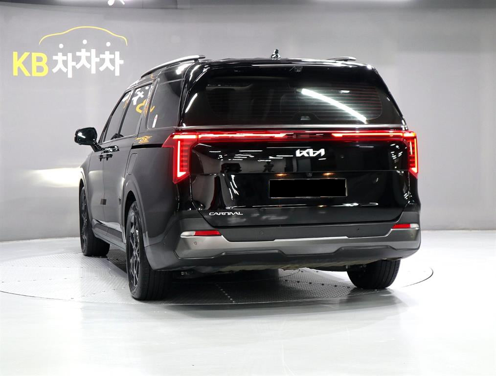 Kia Carnival — photo 04