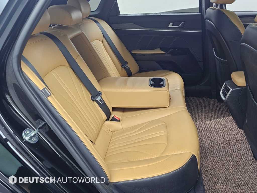 Kia K5 — photo 12
