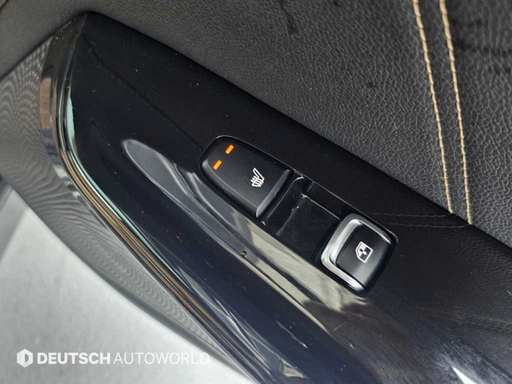 Kia K5 — photo 16