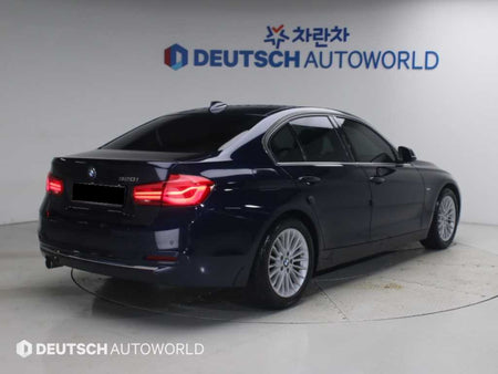 BMW 3-Series — photo 02