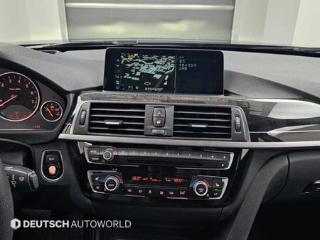 BMW 3-Series — photo 14