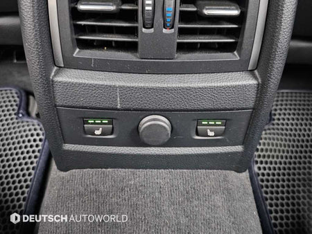 BMW 3-Series — photo 16