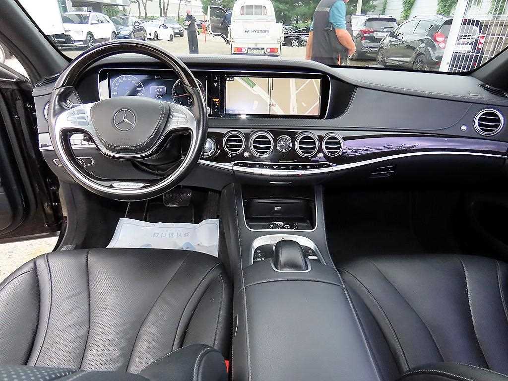 Mercedes-Benz S-Class — photo 07