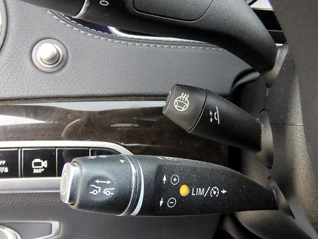 Mercedes-Benz S-Class — photo 12