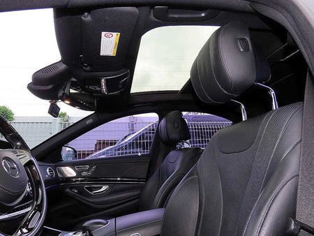 Mercedes-Benz S-Class — photo 16